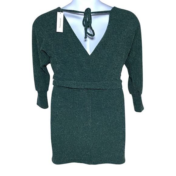 Francescas Harper Heritage Green Sweater Dress L Surplice Open Back Bow Boho NWT - Picture 2 of 10
